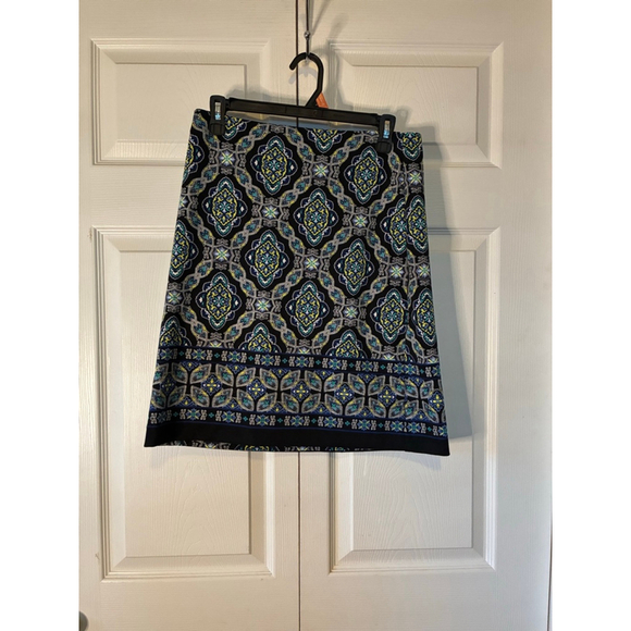 Talbots Dresses & Skirts - Women's Talbots Petite Black Blue Patterned Skirt 8P